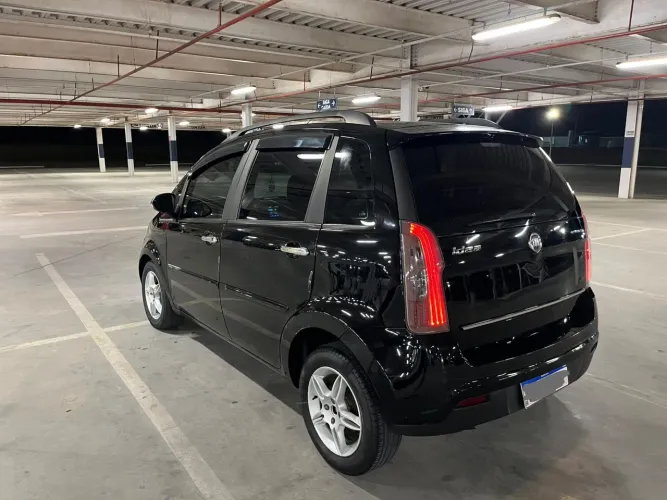 Fiat Idea Attractive 1.4 Fire Flex 8V 5P 2012