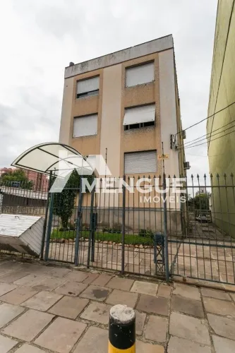 Apartamento residencial com 1 dormitório em condomínio no bairro Jardim Lindóia em Porto A