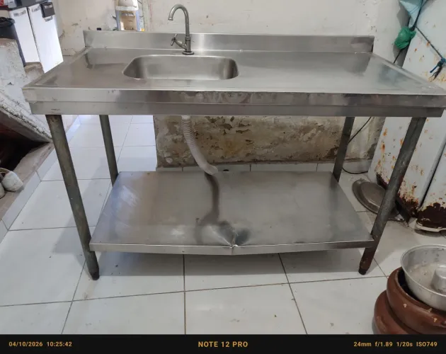 Bancada de manipulação de inox