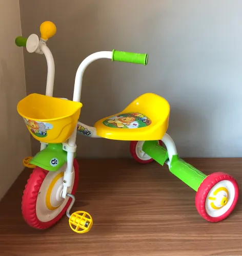Triciclo infantil