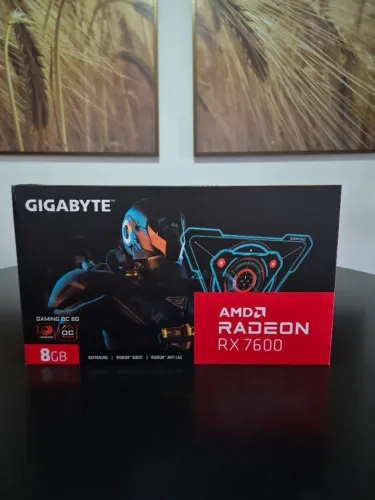 RX 7600 8GB - AINDA NA GARANTIA - SELOS INTACTOS