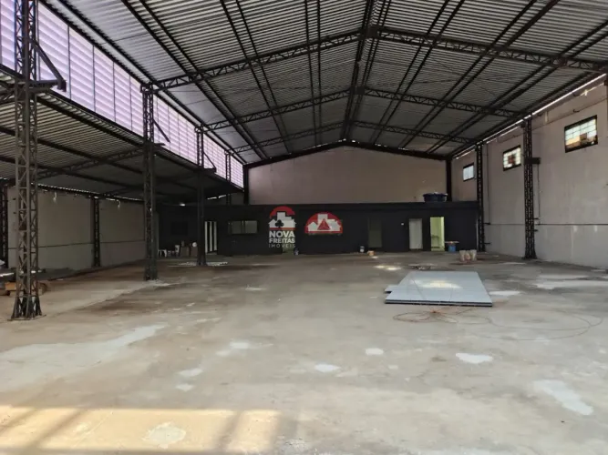 Comercial Galpão em Jacareí