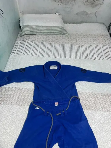 Vende-se kimono de jiu-jitsu tamanho A0