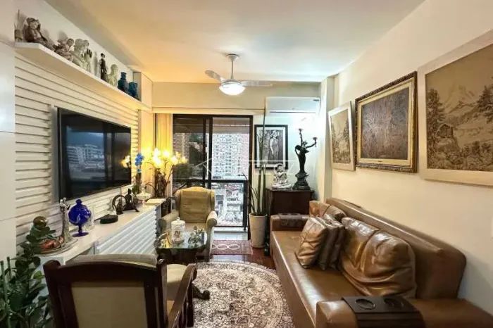 Apartamento : / Residencial / Botafogo