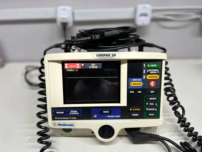 Cardioversor Lifepak