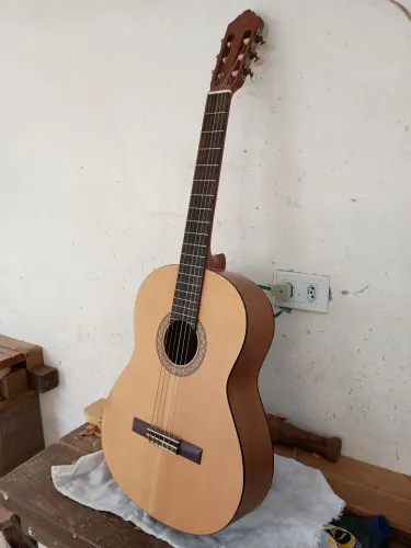 Violão Yamaha c40