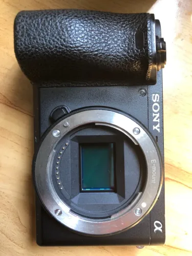 Sony a6500 4k + lente kit (16x50mm zoom) + lente 16mm 2.8 + conversor fisheyer .
