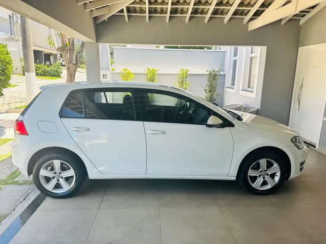 Volkswagen Golf Comfortline 1.0 TSI Total Flex Mec. 2017