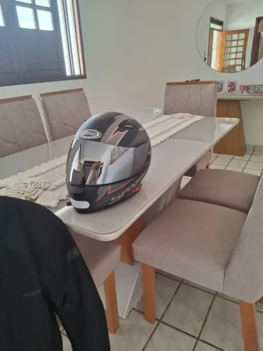 Capacete Spark (muito novo)