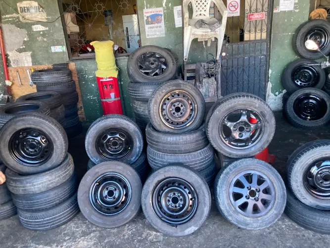 Vendo Rodas 13 de todos os tipos