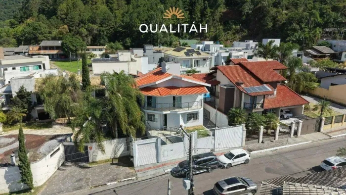 Casa à venda no Bairro Ressacada com 3 quartos sendo 1 suíte