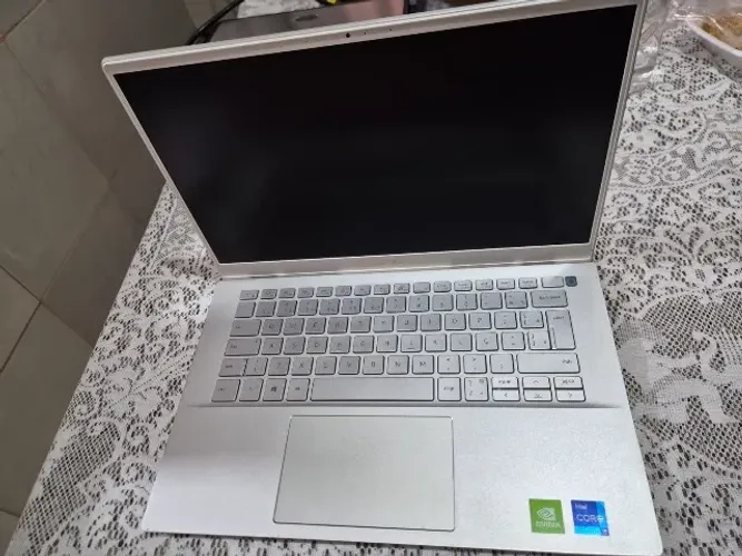 Notebook Dell Inspiron 5402 i7 11ª Geração | 16GB | SSD 512GB | NVIDIA MX330
