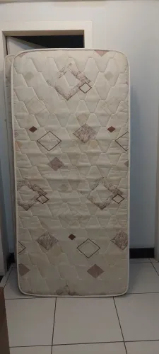 Colchão de solteiro