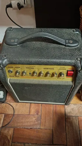 Amplificador warm music guitarra