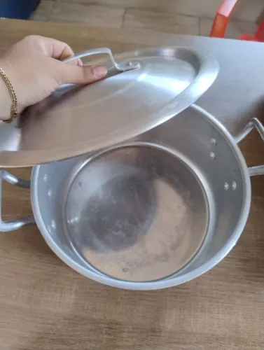 Panela de alumínio
