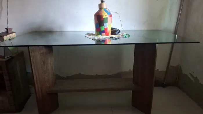 Mesa madeira e blindex