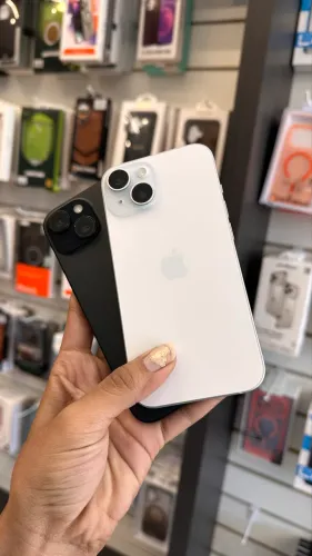 iPhone 15 - 128GB