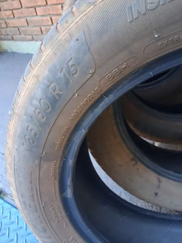 Pneus 185/60/15 Michelin primaci