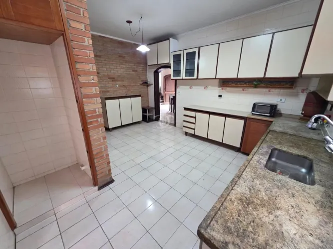 Sobrado para Venda em Mauá, Vila Nossa Senhora das Vitórias, 5 dormitórios, 1 suíte, 5 ban
