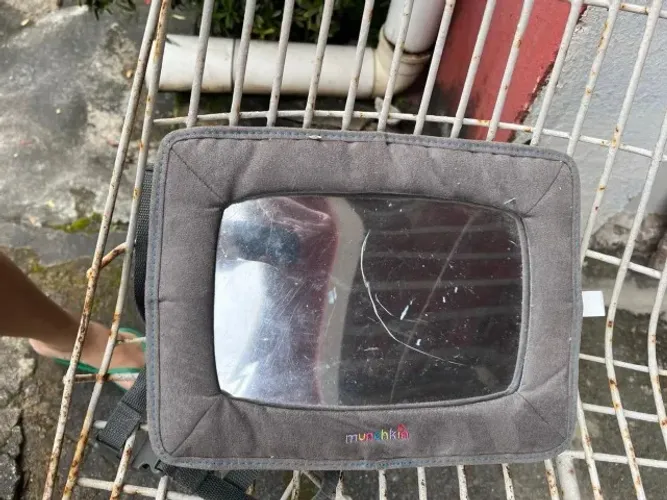 Espelho retrovisor para carro Muchklin / MOTIVO: MUDANÇA