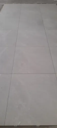 Preciso de azulegista  período noturno 