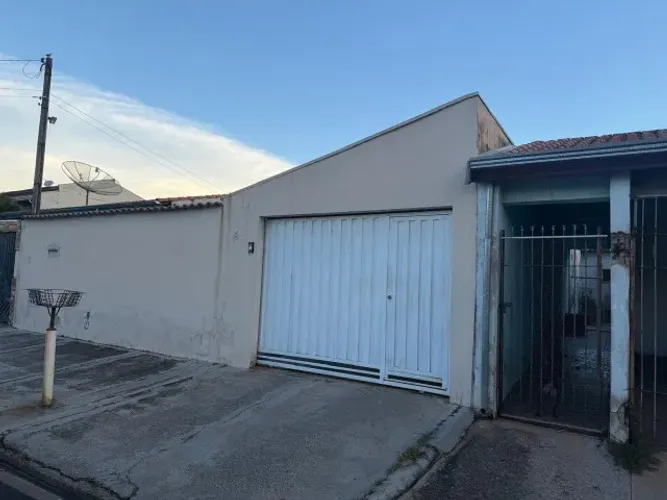 Paulínia - Casa de Fundos - Bairro São José
