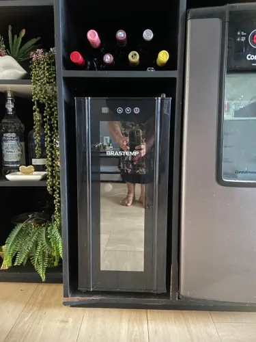 Adega climatizada 12 garrafas