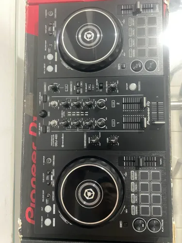 Ddj 400 estado de nova