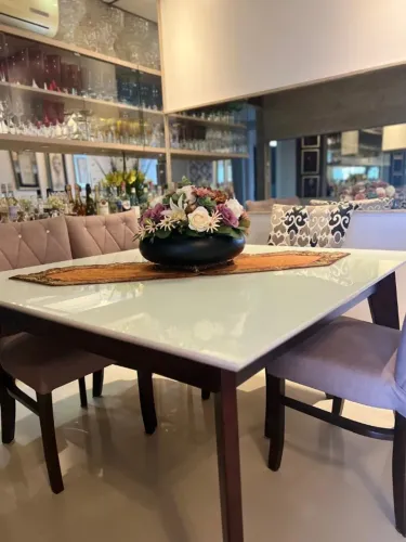 Mesa de Jantar