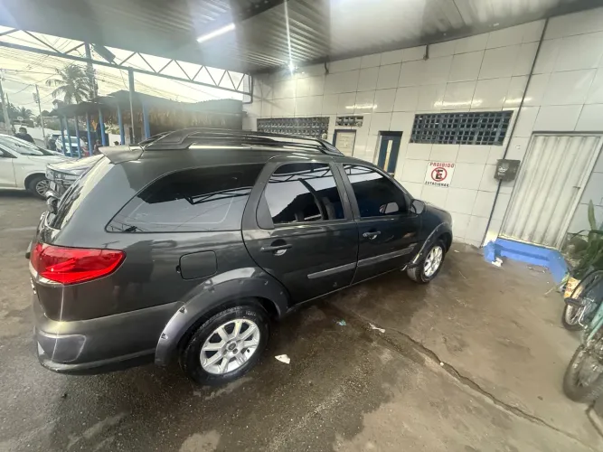 Fiat Palio Weekend Trekking 1.6 Flex 16V 5P 2012