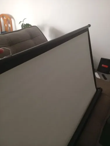 Telão Retrátil para parede