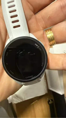 Vendo Garmin forerunner 165 com 1 mês de uso