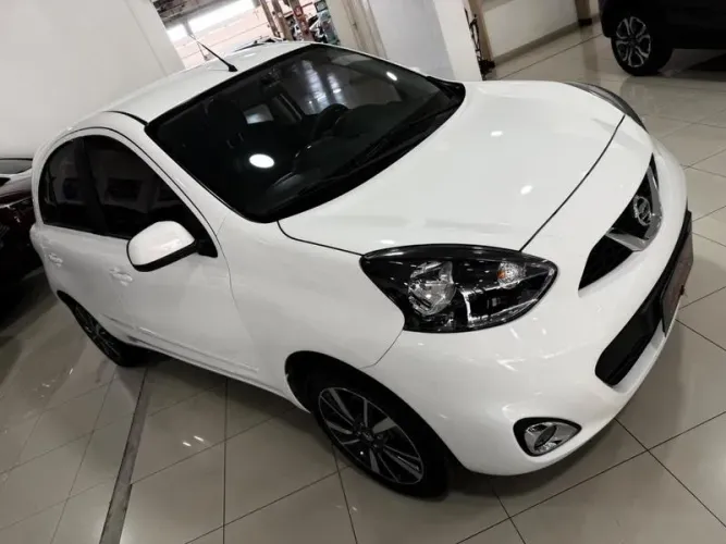 Nissan March SV 1.6 16V Flexstart 5P Aut. 2018