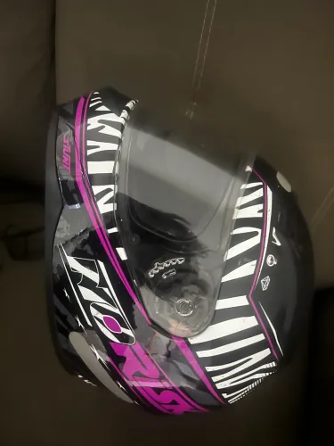 Capacete Norisk FF391 Preto Zebra Feminino