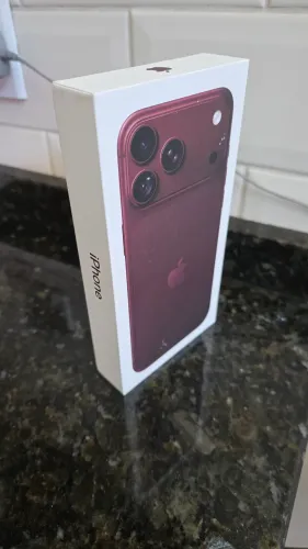 IPHONE 18 PRO MAX BORDÔ LACRADO c/nota