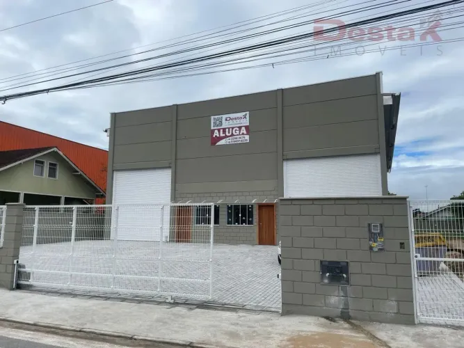 Galpão em Rio Caveiras - Biguaçu, SC