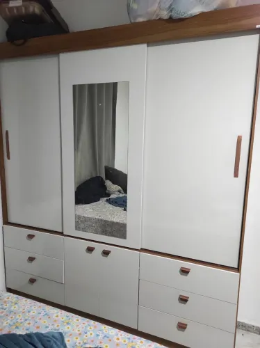 Guarda roupas casal portas de correr 6 gavetas