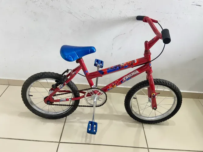 Bicicleta Infantil aro 16 do Homem Aranha