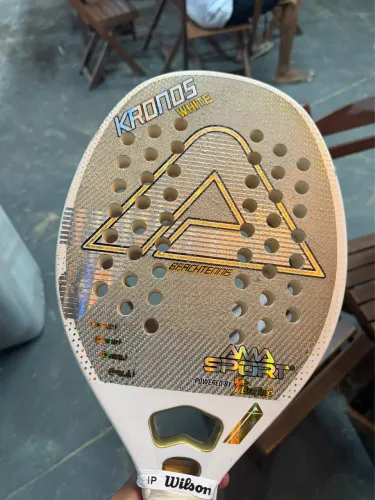 Raquete ama kronos white