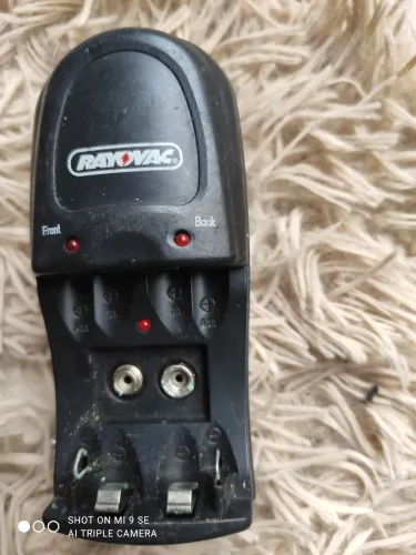 Carregador pilha rayovac
