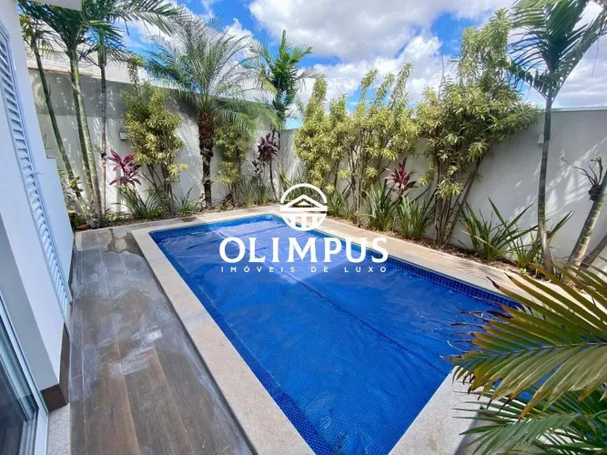 Linda casa térrea mobiliada com área construída de aproximadamente 230m²