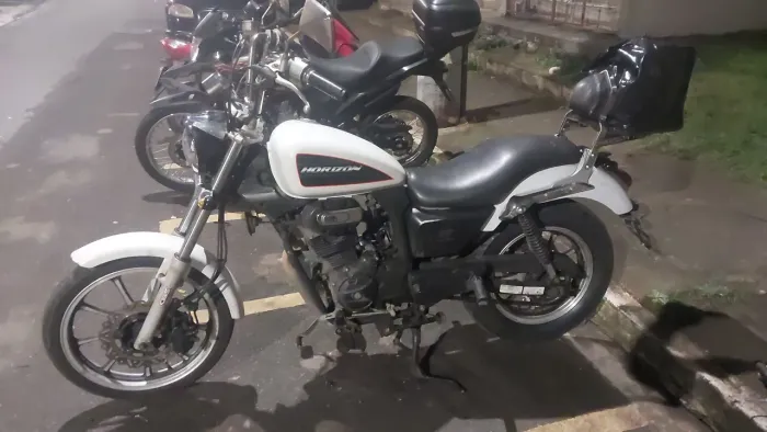 Dafra Horizon 150  Muito conservada, pronta para rodar