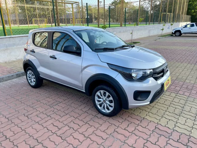 Fiat Mobi Like 1.0 Fire Flex 5P. 2022