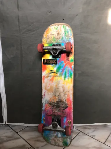 Skate montado usado