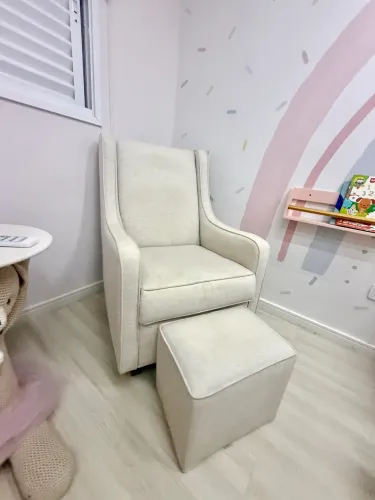 Poltrona de amamentação Lilibee