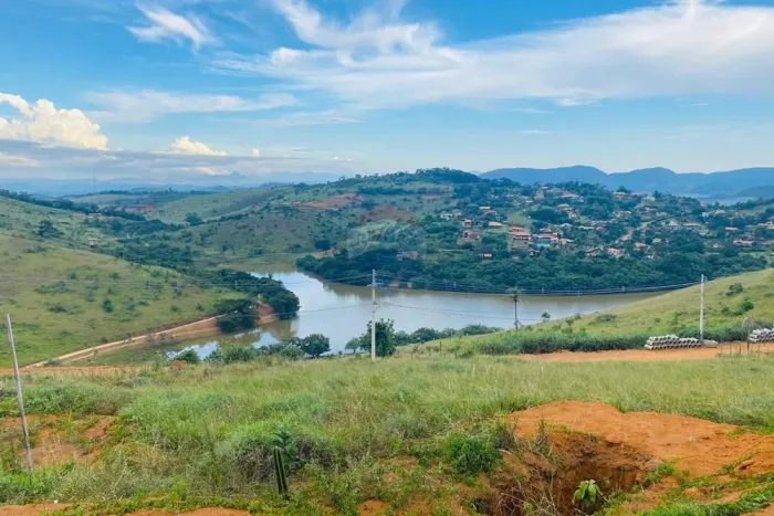 Terreno Vista para o lago - Condomínio Miragem