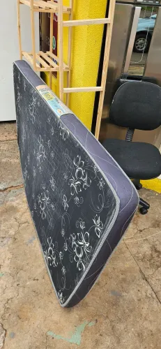 colchao solteiro espuma D20 usado VENDO