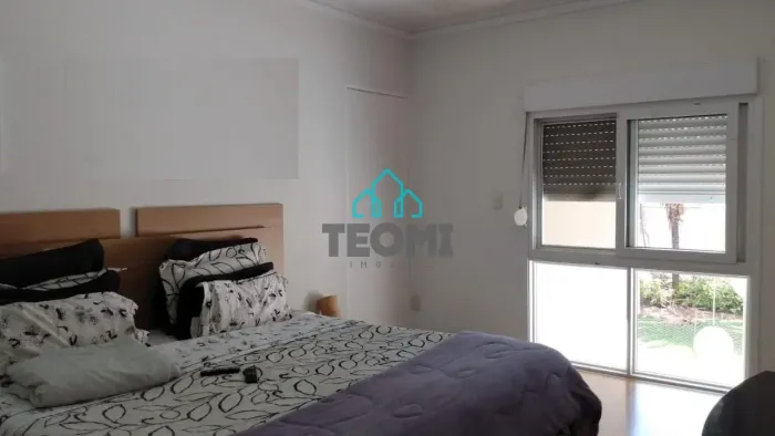 Sobrado à venda, 428 m² por R$ 1.700.000,00 - Independência - Taubaté/SP REF: SO0187
