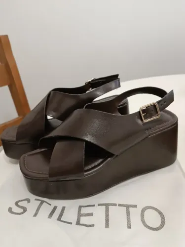 Sandália Anabela Café Stiletto