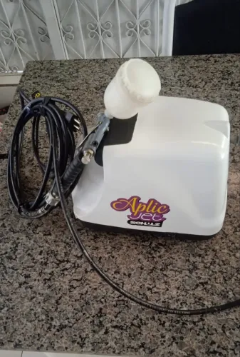 Máquina de bronzeamento a jato